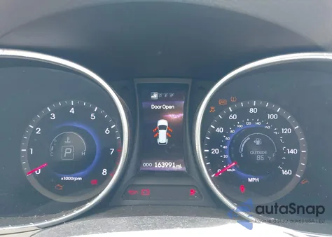 2013 Hyundai Santa Fe Sport 2.0T z USA, uszkodzony, nr VIN 5XYZU3LAXDG072633